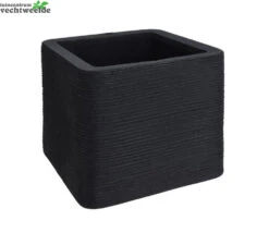 BLOEMPOT GERIBBELD VIERKANT